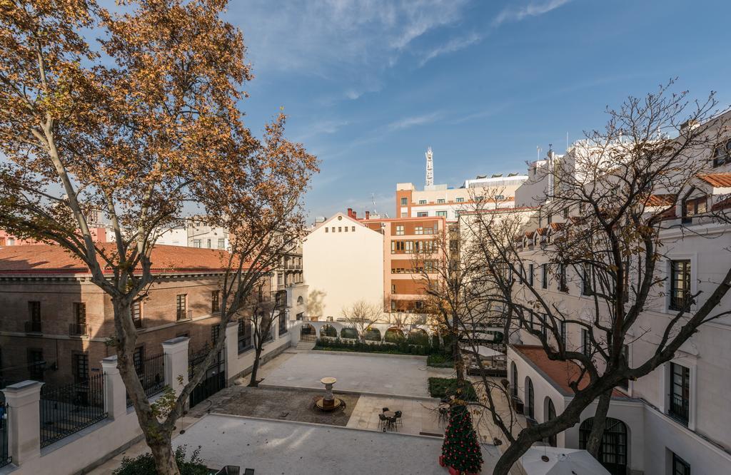Opera Suites Мадрид Экстерьер фото