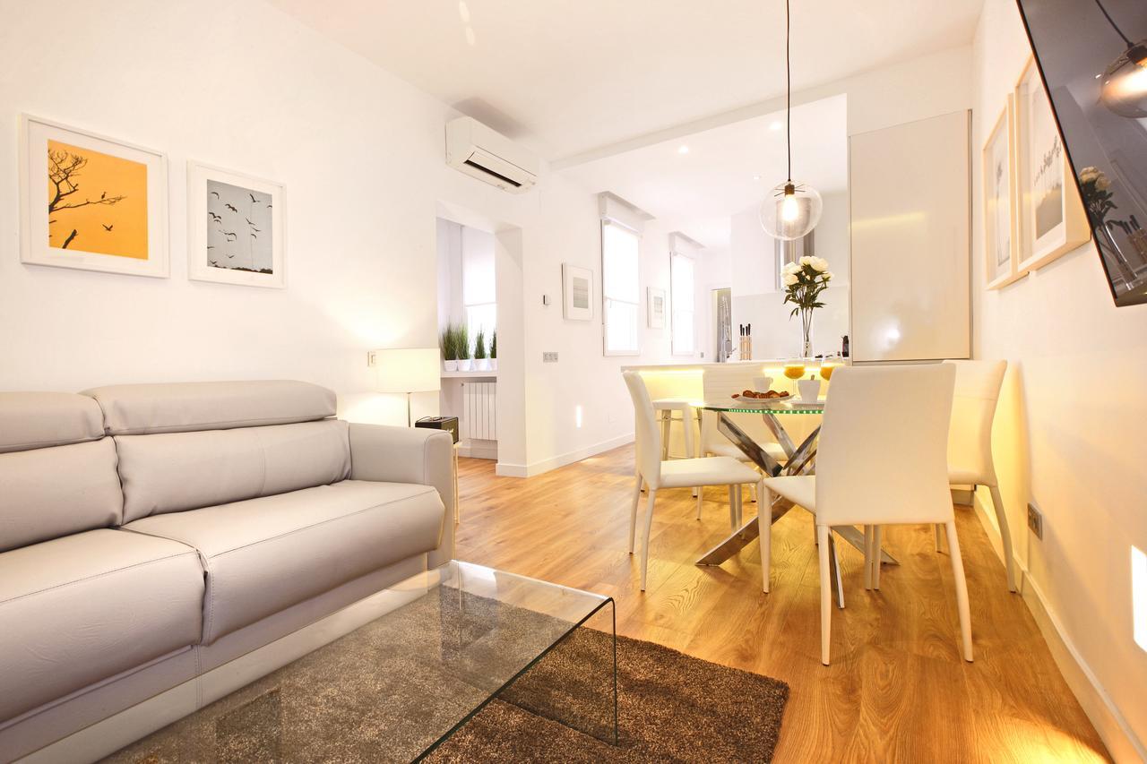 Opera Suites Мадрид Экстерьер фото